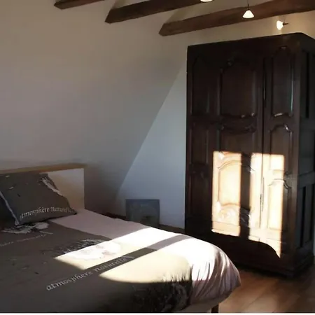 Ferienhaus Maison De Tuiles Au Pieds Du Chateau De Castelnau